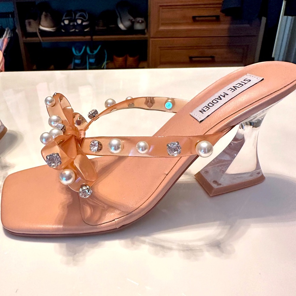Never Worn Steve Madden Acrylic Sandals!